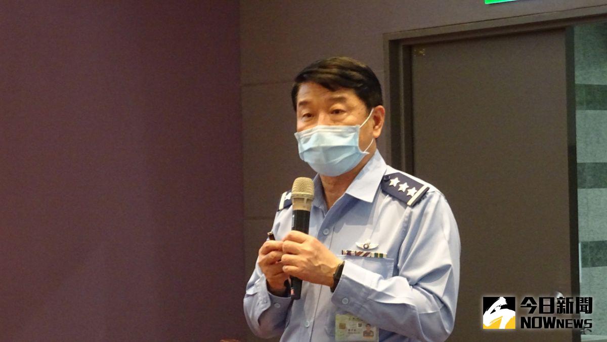 ▲花蓮基地F-16失聯，空軍司令熊厚基親自說明調查摘要。（圖／記者陳明安攝.2020.11.17）