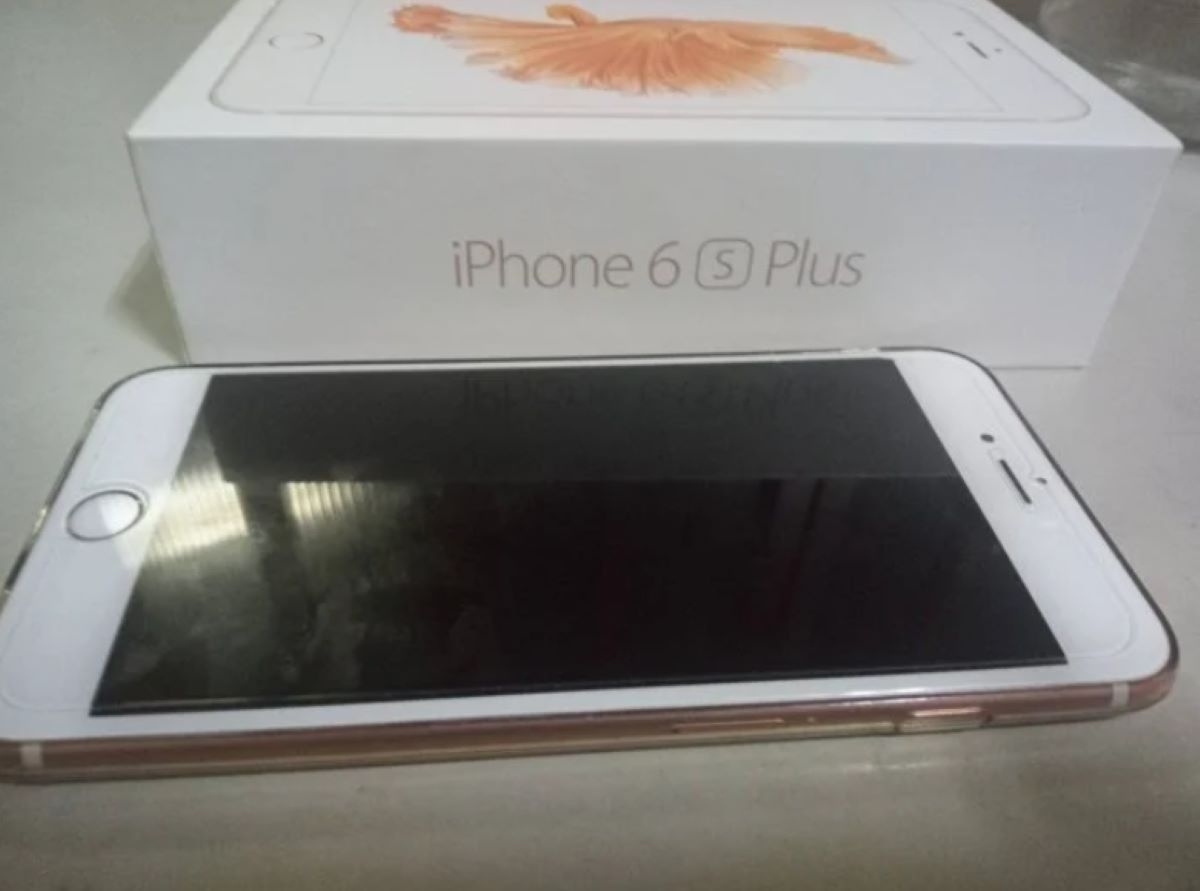 ▲有果粉指出，自己使用iPhone 6S已經4年之久，但就有網友點出該機的致命缺點。（圖／翻攝Dcard）