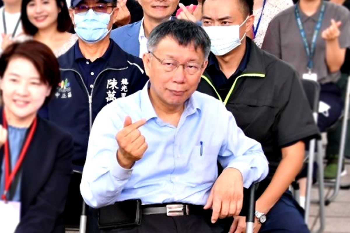 ▲台北市長柯文哲20日被記者堵訪「牛肉麵事件是壓垮蘇貞昌的最後一根稻草？」，柯文哲回答「不要牽拖到我」。（圖／台北市政府提供）