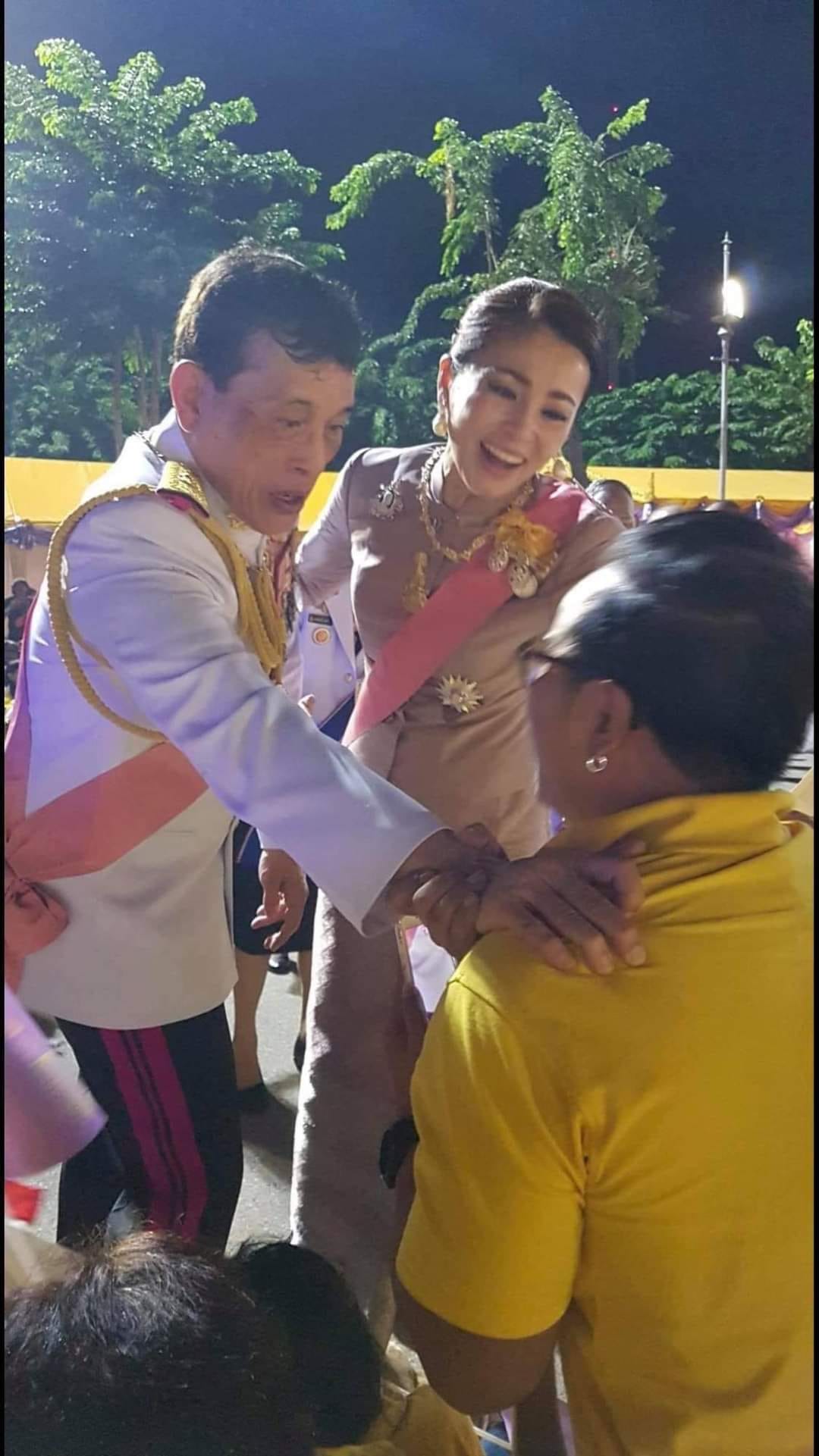 ▲保皇派人士 Thitiwat Tanagaroon 近期因受到泰王哇集拉隆功（Maha Vajiralongkorn）當面稱讚而爆紅。（圖／翻攝自臉書）
