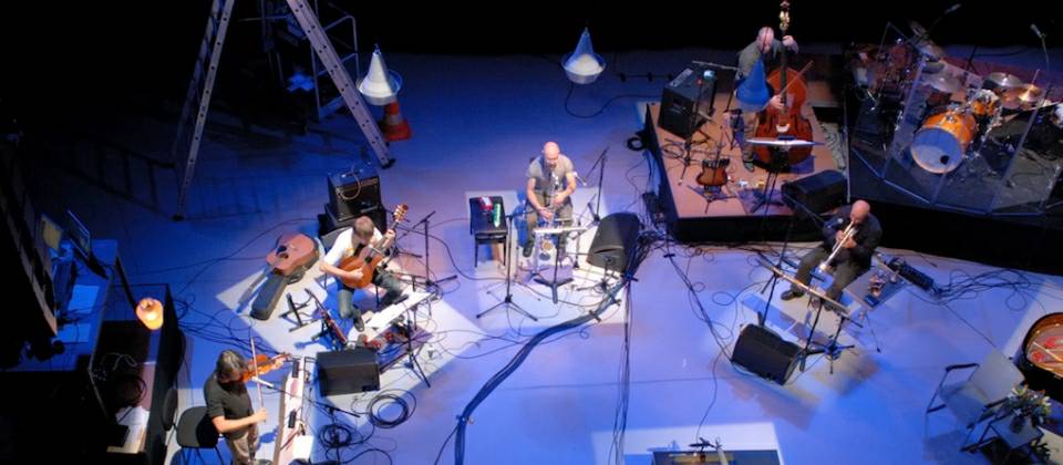 ▲聲響實驗室與法國龐畢度中心「聲響與音樂研究統合中心」 （IRCAM）合作辦理線上版的「混聲集會 RENDEZVOUS 」。（圖／C-LAB空總臺灣當代文化實驗場提供)