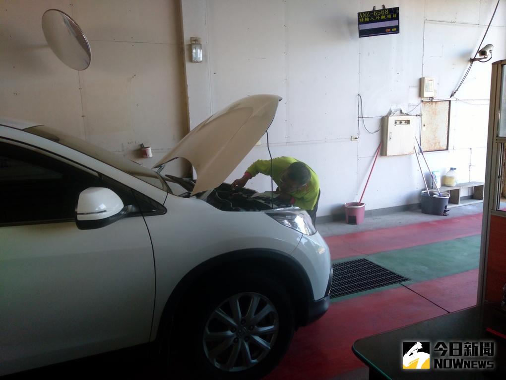 ▲曾經創業績效風光卻面臨中年失業的求職者獲得朴子就業中心運用就促工具協助穩定就業。（圖／朴子就業中心提供）