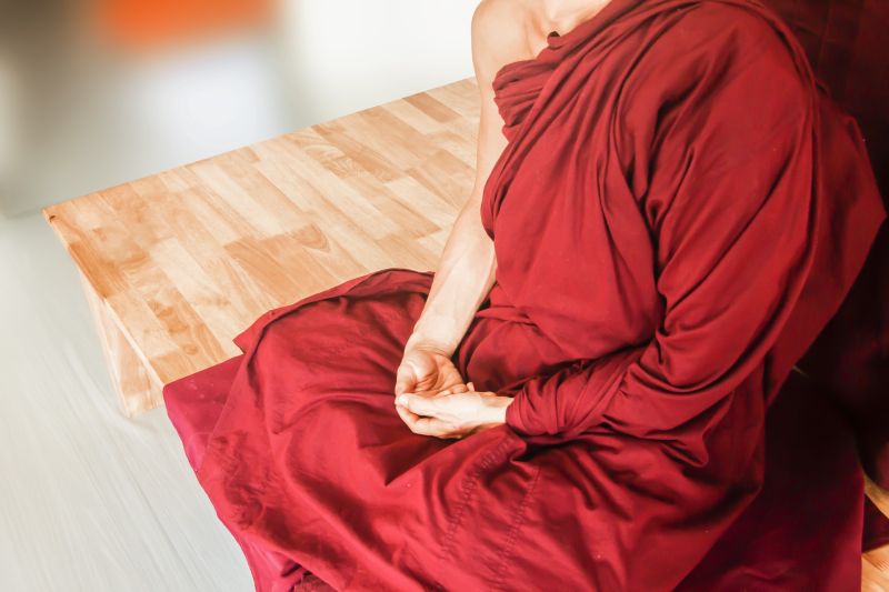 ▲網友們紛紛表示「看到通靈就覺得是神棍詐騙」。(示意圖,圖中人物與文章無關/翻攝自pixabay)