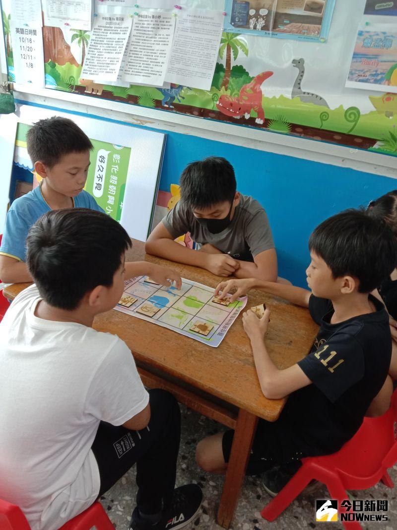 ▲朝興國小辦理2020第一屆棋王爭霸戰。(圖/記者陳雅芳攝,2020.11.24)