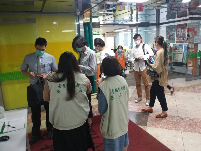 台南宣布自12月1日起　進出市府強制戴口罩
