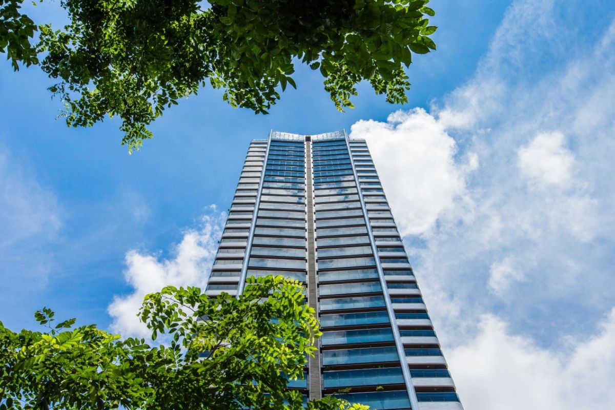 ▲高雄亞灣區帶動市心豪宅熱 ，「中央花園」92坪升等122坪超值置產。（圖／資料照片）