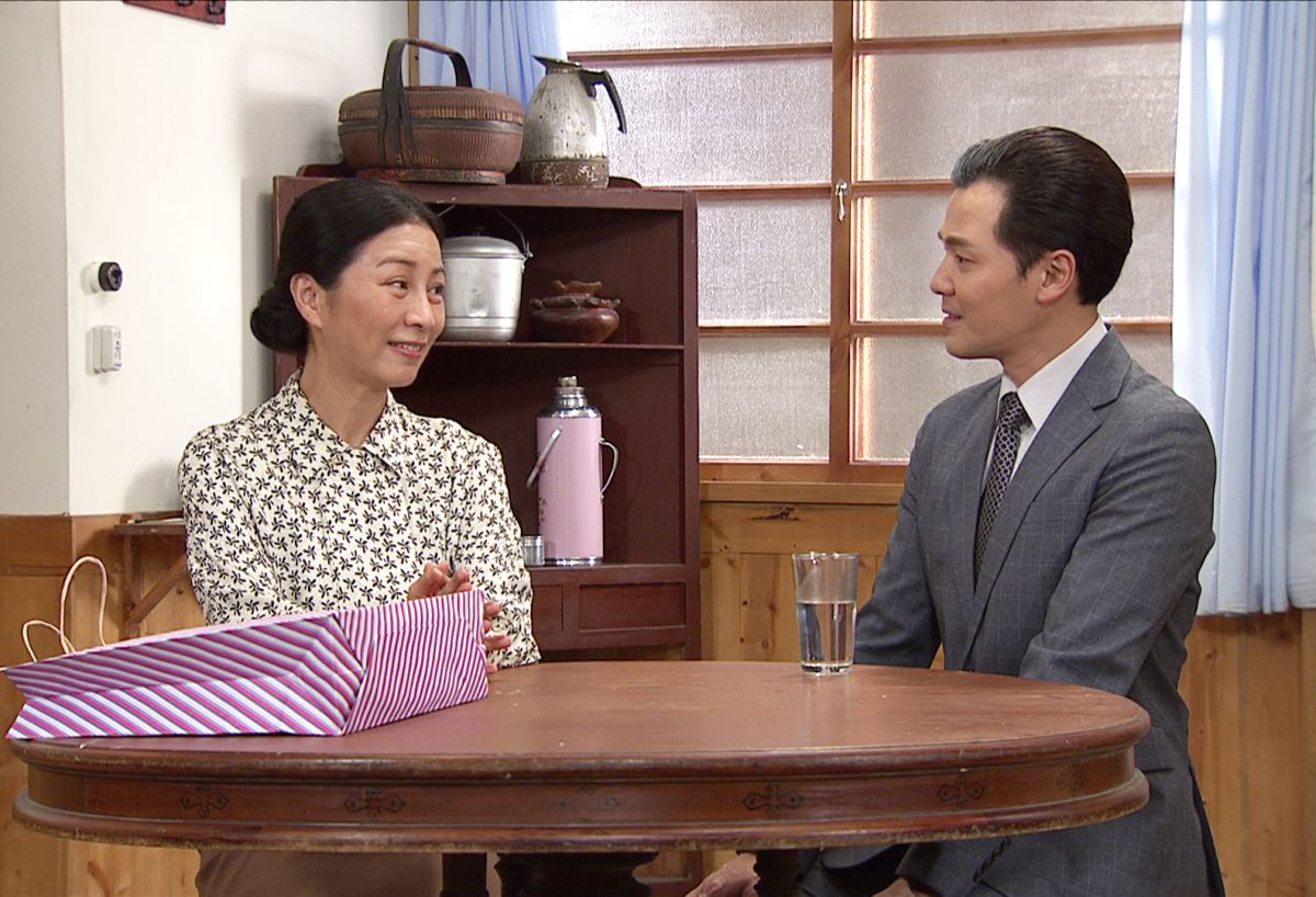 ▲方文琳（左）、黃文星在《生生世世》中多年後重逢。（圖 / 台視提供）