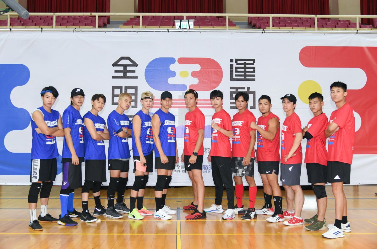 ▲比利（左起）、張庭瑚、邱宇辰、正義、夏和熙、胡宇威、姚元浩、江宏傑、孫其君、李玖哲、陳漢典、阿昌、屁辰開戰。（圖／三立提供）