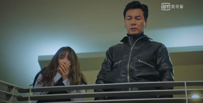 ▲劇中,李智雅(左)跟助手不慎害死國會議員。(圖/翻攝愛奇藝台灣站)