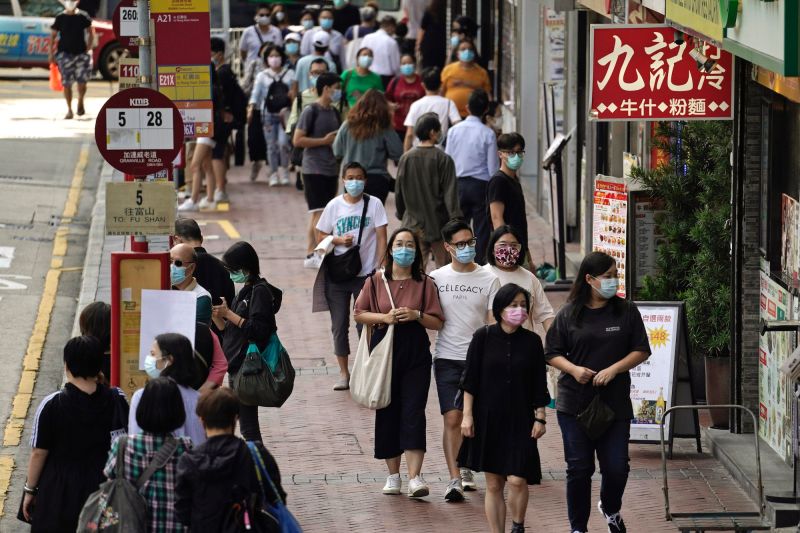 ▲香港近期爆發第四波疫情，港媒指11月29日約增加114例確診，創下該波疫情新高。（圖／美聯社／達志影像）