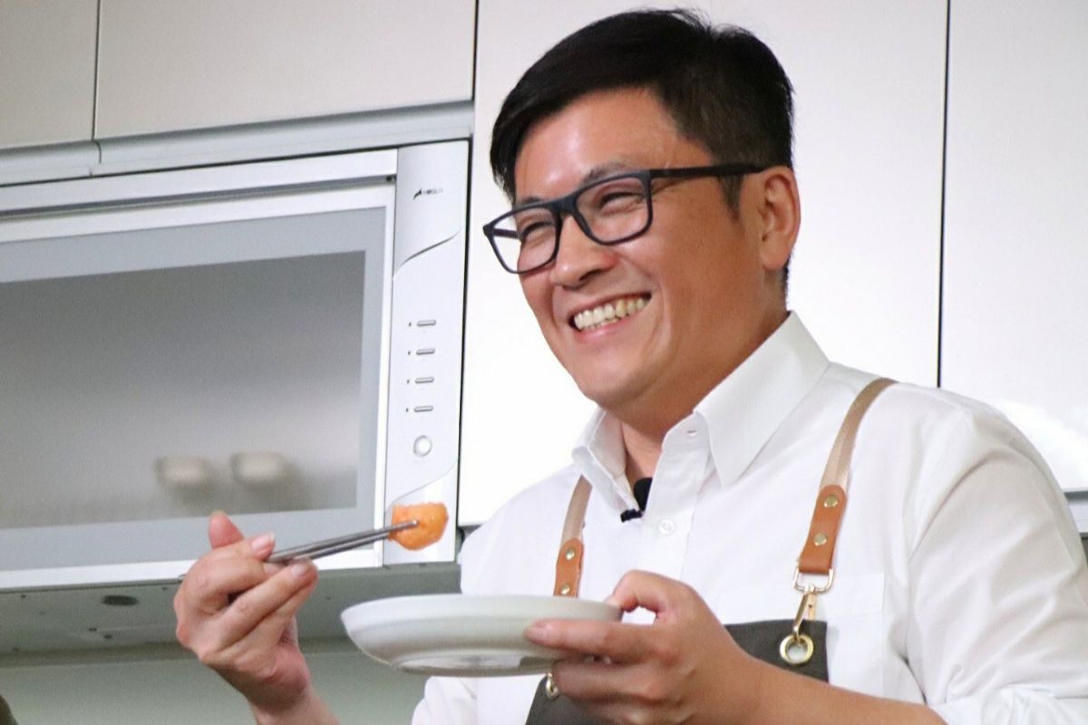 ▲鄭宏輝遭指控兩年前曾在車內性騷女性，對此行政院發出聲明表示，將解聘無給職政務顧問。（圖／NOWnews資料照片）