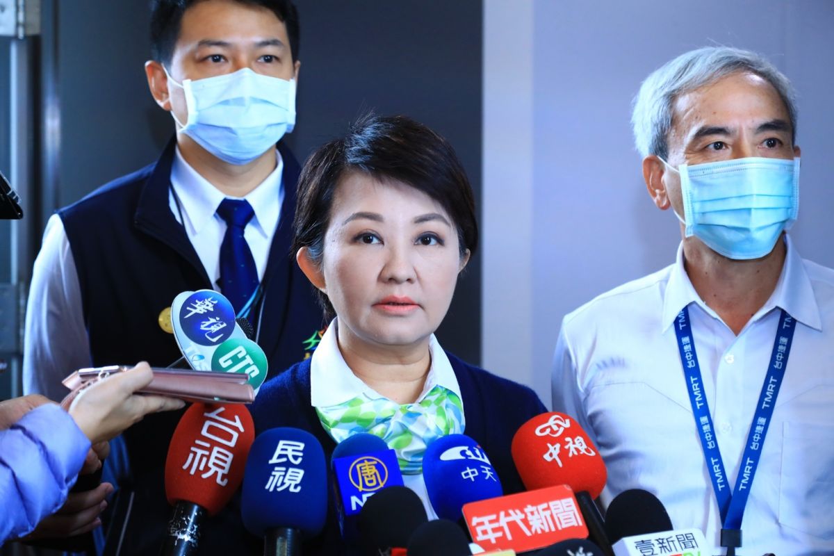 ▲台北市政府捷運工程局報告檢測結果，市長盧秀燕表示，要求北捷局再提全面性檢驗報告及解決方案。(圖／柳榮俊攝2020.11.30)