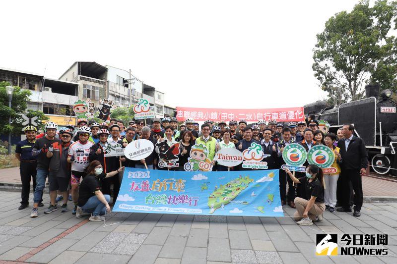 ▲交通部團隊與學者、台灣樂活自行車協會進行7天6夜的全省自行車路線體驗。(圖/記者陳雅芳攝,2020.11.30)