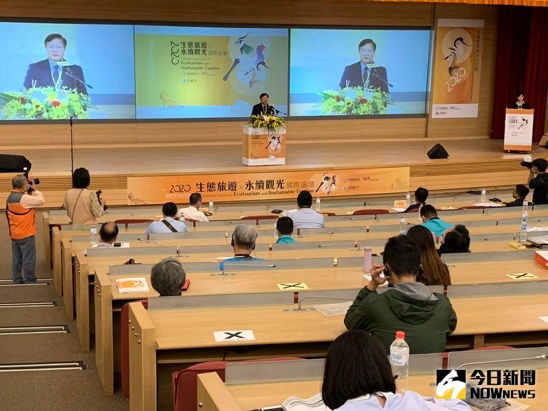 ▲徐振能處長:鳥類主題的生態旅遊不僅適合親子家庭,更可以寓教於樂的融入生態之美。(圖/記者陳惲朋攝)