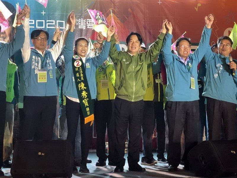 ▲彰化市長林世賢11月28日晚間為立委候選人陳秀寶站台助選,發表言論指摘「彰化縣做縣長貪汙最嚴重的就是卓伯源」等言論。(資料照
