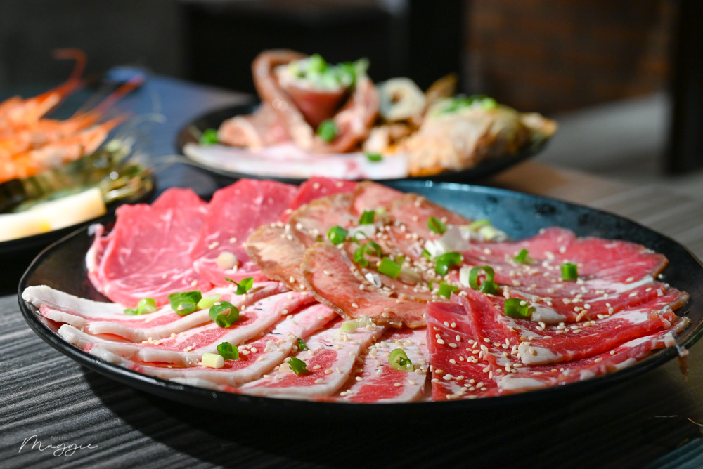 ▲海鮮、肉品都一網打盡。（圖／莓姬貝利食事旅行）