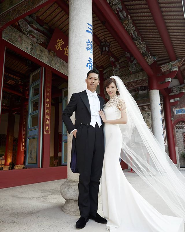 ▲林志玲（右）婚紗照。（圖／林志玲IG）