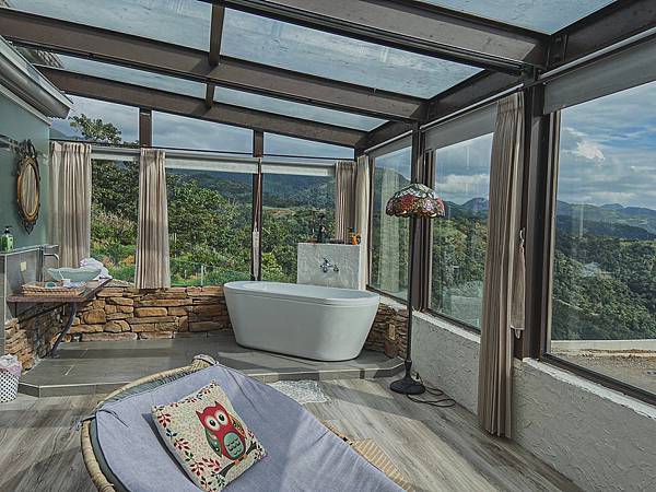 ▲15坪寬敞室內空間讓阿東第一眼就驚嘆不已。（圖／歡迎光臨，東宅 Vida Cómoda）