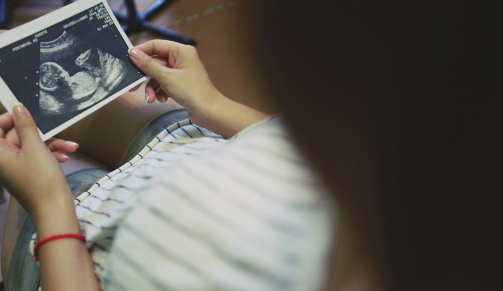  ▲整理出12種流產的常見原因，幫助媽咪防患未然，安心度過孕期。（圖／Shutterstock）