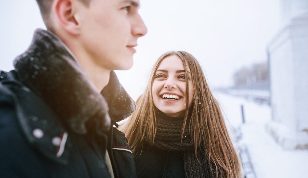  ▲最近有多大的機率，能和他從好朋友「進化」成情侶？（圖／Shutterstock）