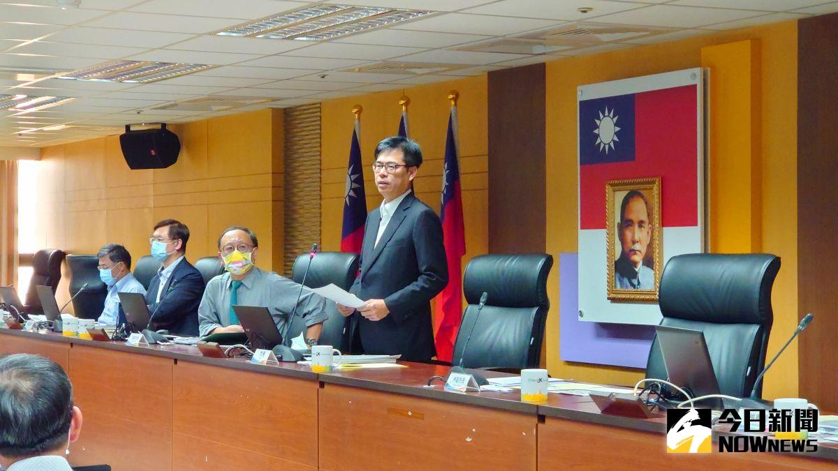 ▲高雄市長陳其邁就職100天，宣布台郡加碼投資高雄100億。（圖／記者鄭婷襄）