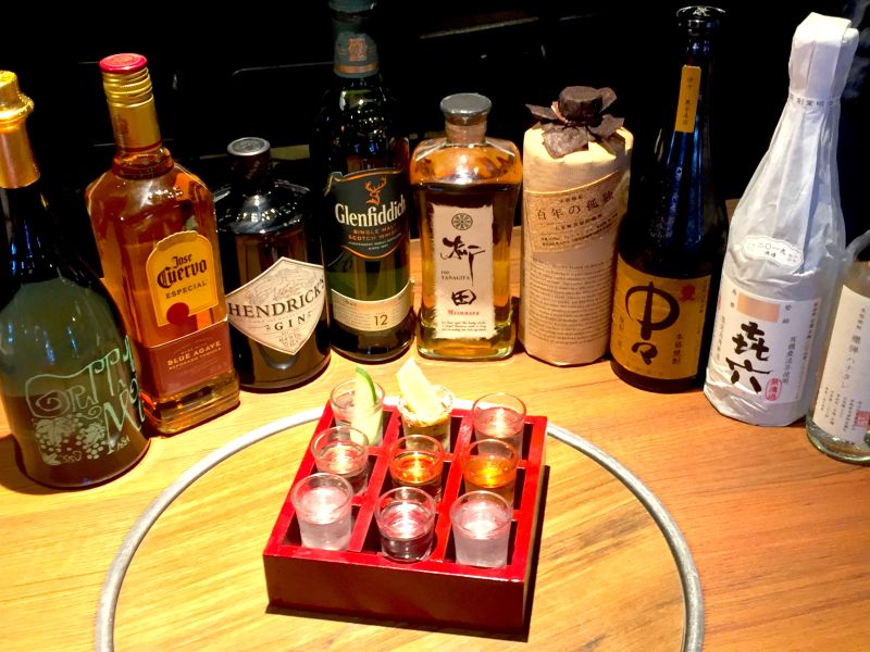 ▲「烈酒酒宮格」,售價僅660元,就能品酩精選日本清酒、琴酒、白蘭地、龍舌蘭。(圖/記者黃仁杰攝)