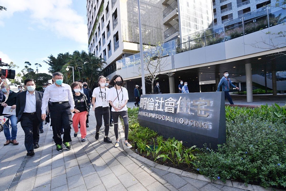 ▲明倫社會住宅因為三房一個月租金元逾4萬元、格局規劃詭異、公設比的問題，加上台北市長柯文哲的言論，引發一波又一波的爭議。（圖／台北市政府提供）