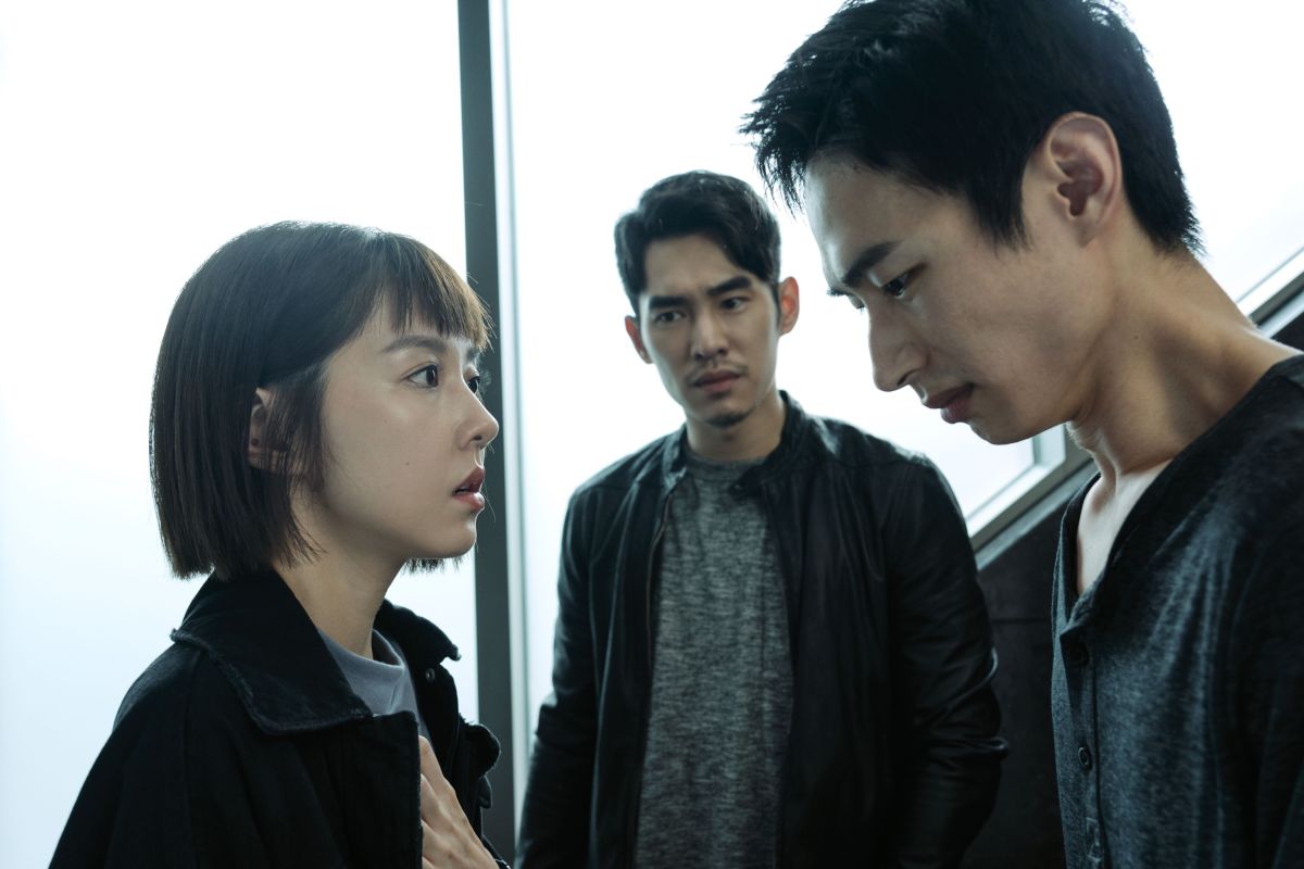 ▲邵雨薇（左）撞臉林予晞。（圖 / 滿滿額娛樂提供）