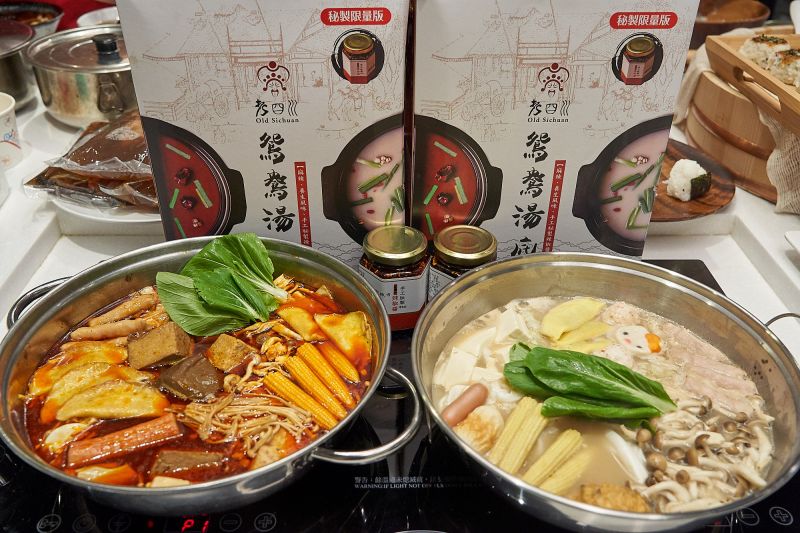 ▲家樂福在寒冬之際備足了上百種火鍋商品,從火鍋料、湯頭、湯底、爐類等。(圖/家樂福提供)