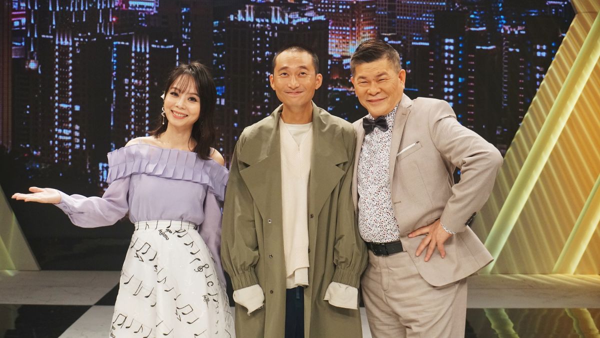 ▲浩子（中）在孫淑媚（左）、澎恰恰（右）節目壓抑主持魂。（圖／八大提供）
