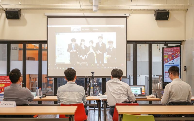 ▲受新冠肺炎疫情影響,今年改採線上視訊方式,進行全程英文的Pitch。(圖/成功大學提供)