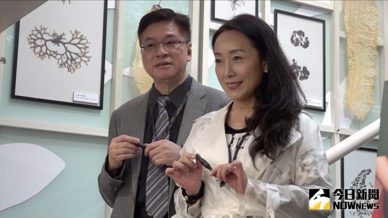 ▲方岑(右)抱持不婚主義,也很感謝男友(左)體諒。(圖/記者葉政勳攝