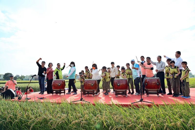 ▲北園國小太鼓隊「鼓鳴盛事」揭開音樂祭序幕。（圖/嘉巿府提供）