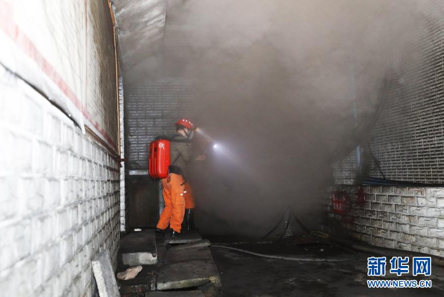 ▲中國重慶市永川區吊水洞煤礦12月4日傳出工安億外，煤礦坑內一氧化碳濃度超標。24名受困人員僅1人獲救。（圖／翻攝自新華網）