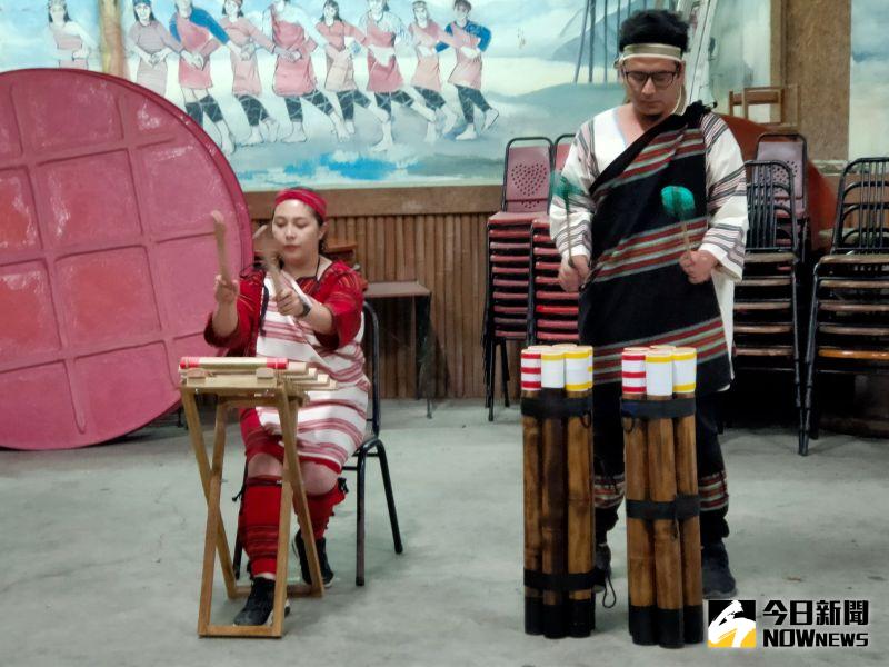 ▲耆老傾囊傳授泰雅傳統竹筒琴技藝，現已成為部落主要表演項目之一。（圖／記者金武鳳攝，2020.12.7)