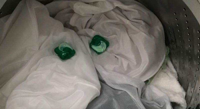 ▲網友分享自己媽媽不用「洗衣球」的原因,引發不少共鳴。(示意圖/翻攝Dcard)
