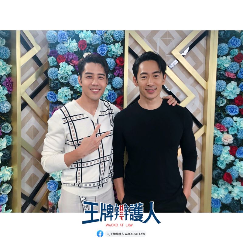 ▲胡宇威(左)與路斯明同飾演律師台詞超多。(圖