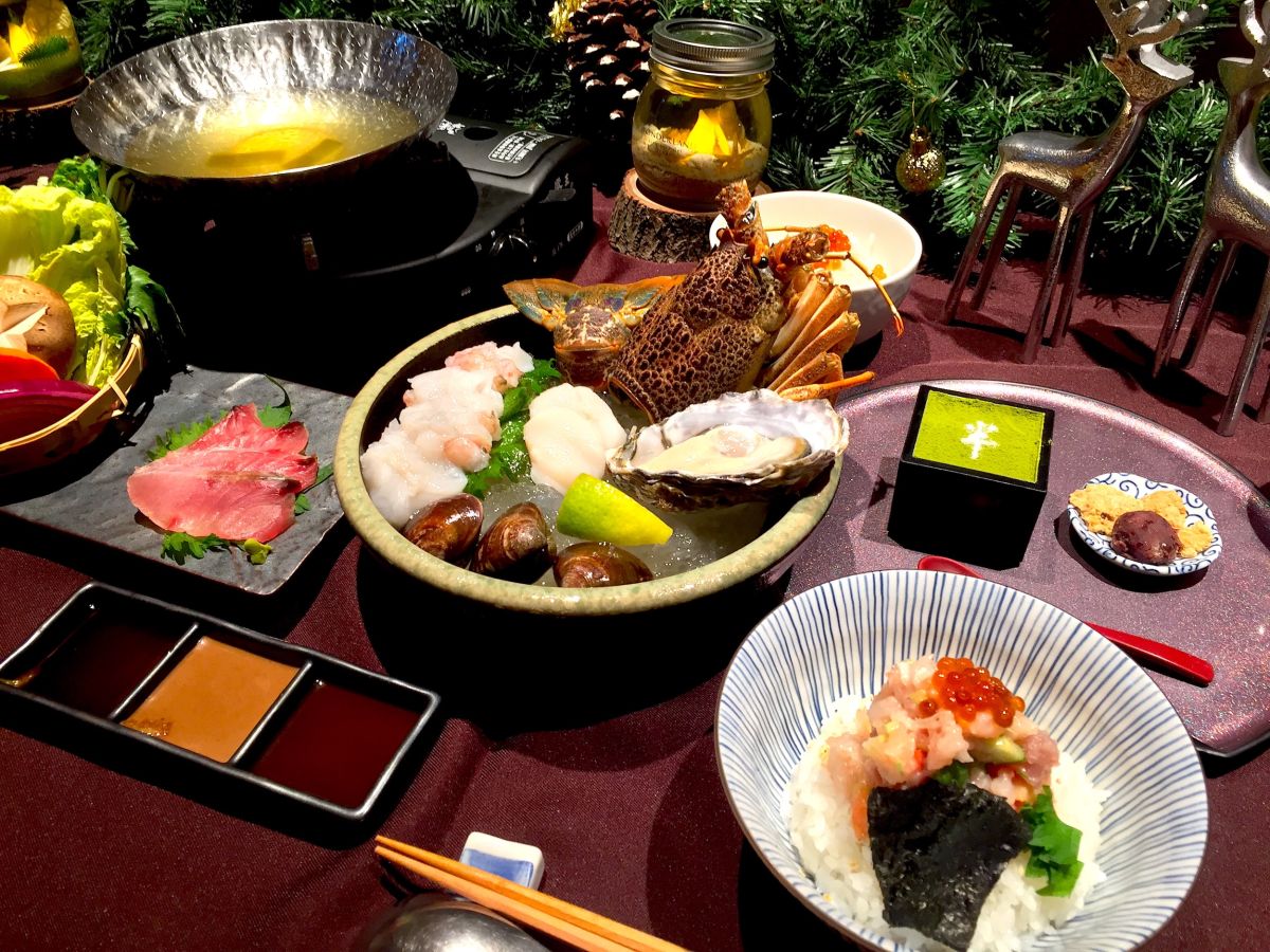 ▲知名日本海鮮丼業者也看準商機，推出獨創道地的日本美味，將從明（9）日起推出兩款全新冬令限定火鍋套餐。（圖／記者黃仁杰攝,2020.12.08）