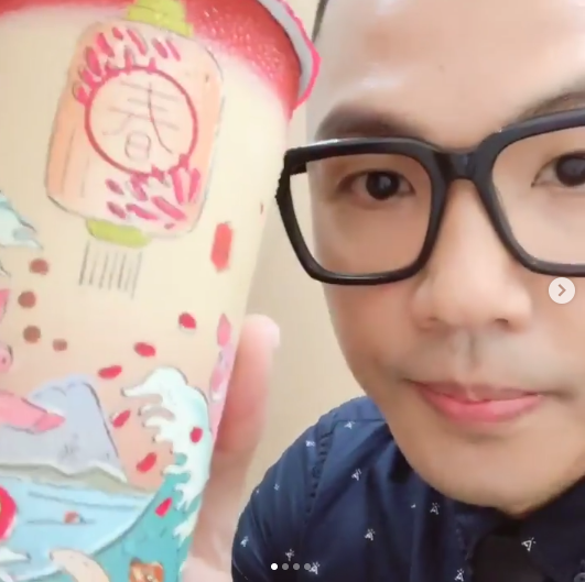 ▲黑人手搖飲品牌有高知名度。(圖/陳建州IG)
