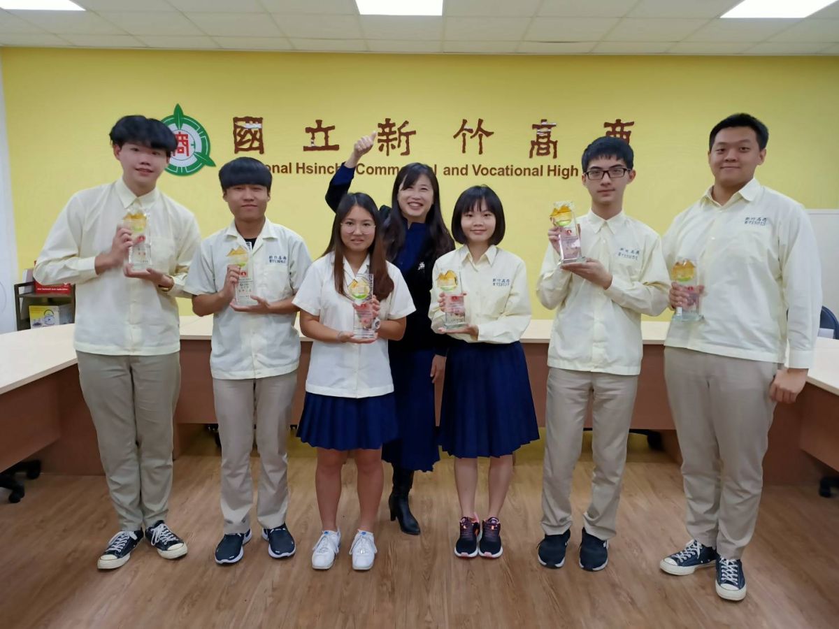 ▲「109學年度全國高級中等學校學生技藝競賽」的壓軸商業類，新竹高商獲得3金3優勝，參加6項競賽全壘打都得獎。(圖/記者金祐妤攝,109.12.9）
