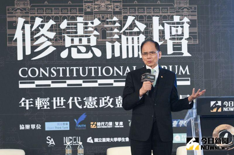 ▲立法院長游錫堃今(10)日出席《NOWnews今日新聞》修憲論壇,他致詞是說,如果18歲公民權、降低修憲門檻這兩案能通過,這次的修憲就有60分。(圖/NOWnews攝影中心)