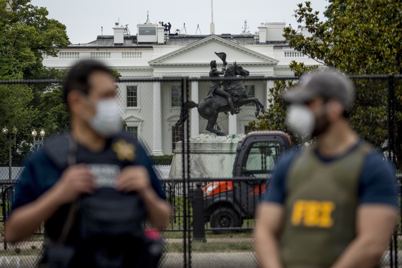 ▲雖是執法單位，但美國聯邦調查局( FBI )內部的歧視甚至性騷擾事件頻傳，受害者聲稱，很少有加害者真的受到制裁。示意圖非文中提到之人。（圖／美聯社／達志影像）