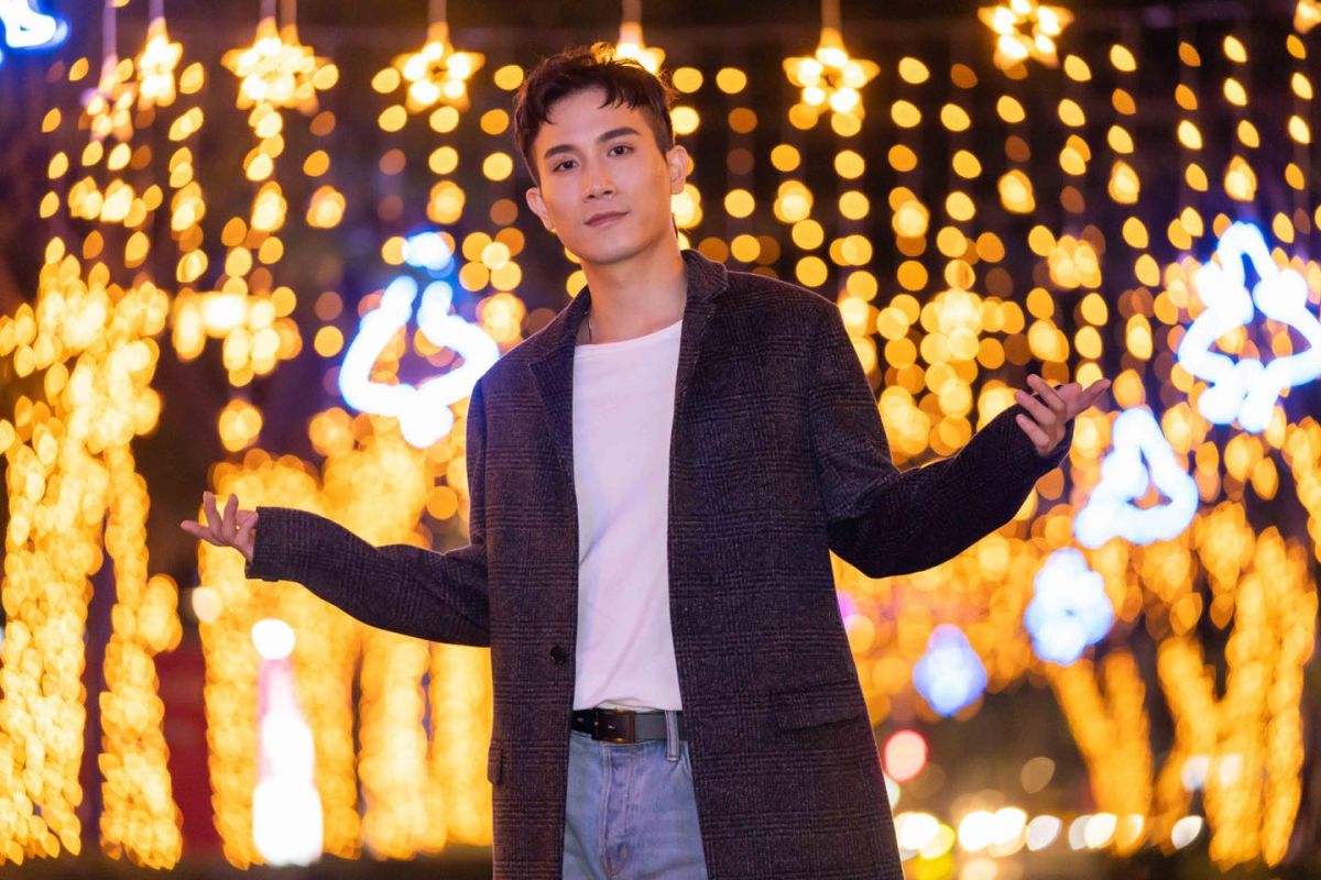 ▲陳彥允踹倒共享機車，經紀人勒令暫停演藝工作。（圖／翻攝陳彥允臉書）