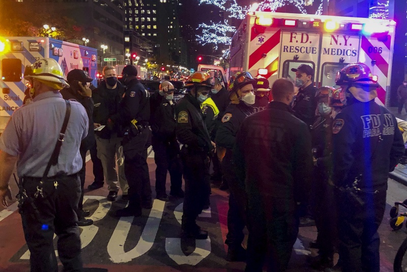 紐約汽車衝向抗議群眾　至少6人受傷
