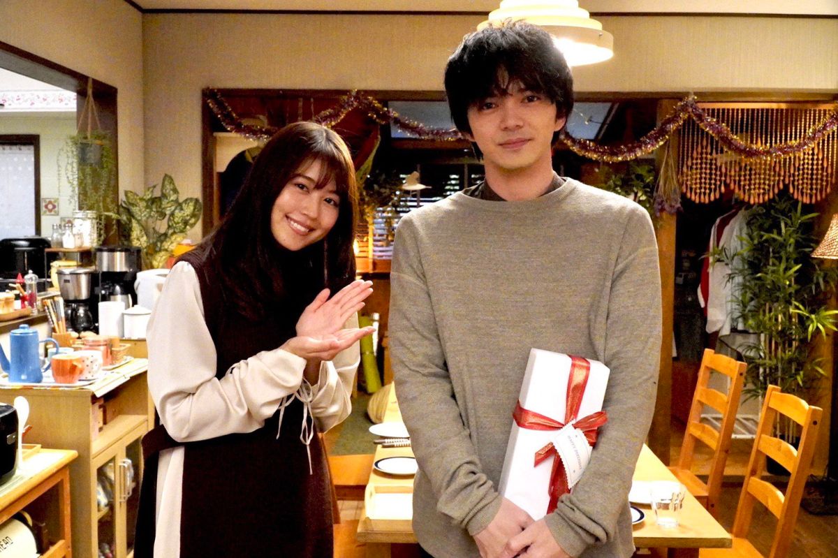 ▲有村架純（左）在《姐姐的戀人》中遇到喜歡的人。（圖／姐姐的戀人Twitter）