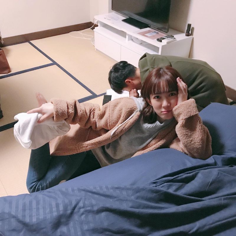 ▲孫可芳很會套被單喔。(圖/孫可芳臉書)