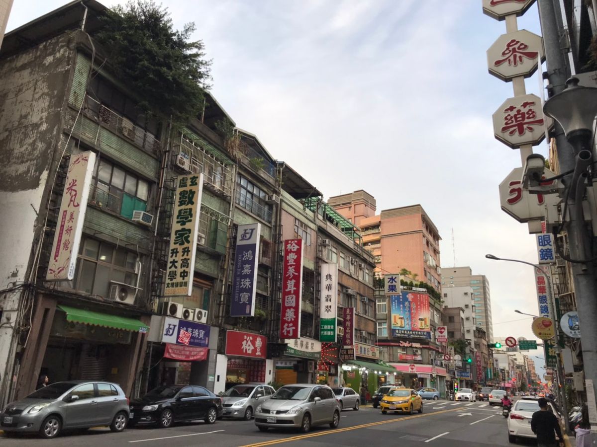 ▲大同區因發展較早、老舊房屋多，房價相對親民。（圖／NOWnews資料照片）