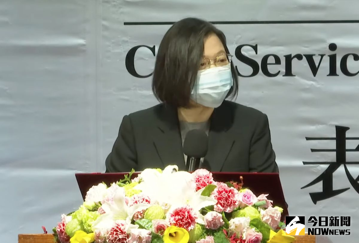 ▲總統蔡英文15日出席「公務員傑出貢獻獎」頒獎典禮。（圖／劉育辰攝）