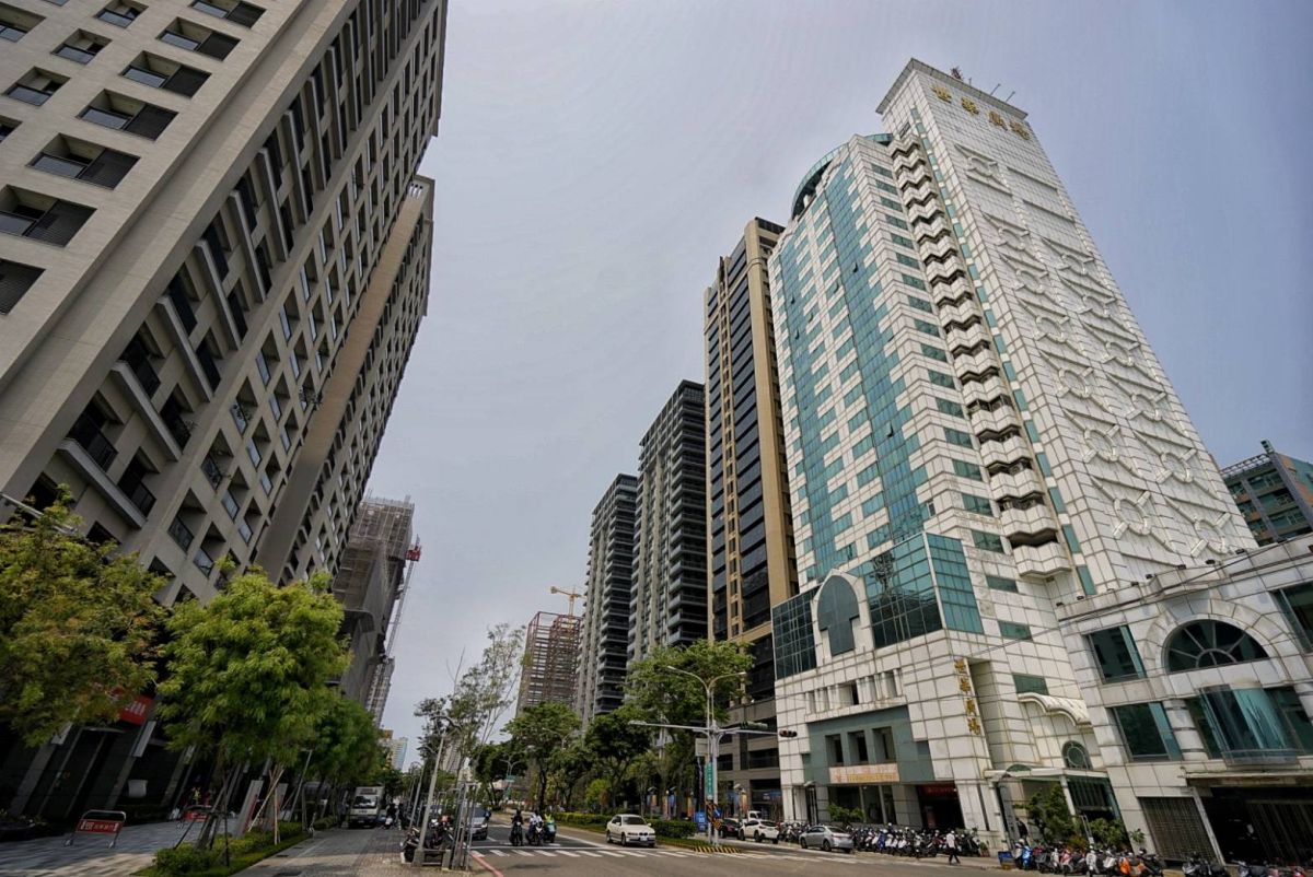 ▲台南市今年前三季大樓與華廈均價與去年同期相較，安平漲幅最顯著。（圖／NOWnews資料照片）