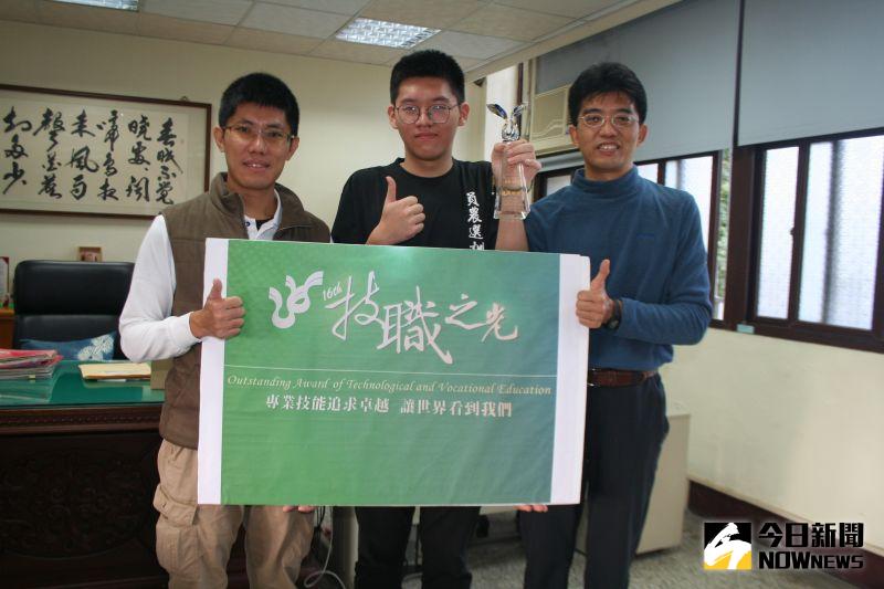 ▲國立員林農工校友蔡致祥獲選2020技職之光証照達人，創下員林農工4年內第三位得到技職之光的學生。（圖／記者陳雅芳攝，2020.12. 15）